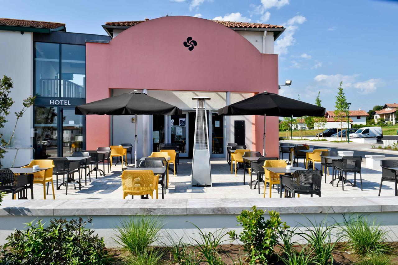 Hotel Restaurant Aldaburua Larressore Dış mekan fotoğraf